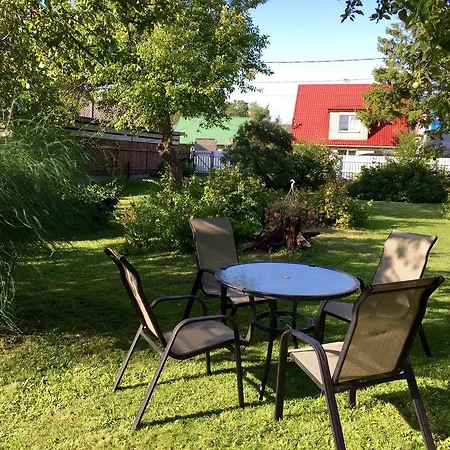 Apartamento Solar - House With Private Garden Pärnu