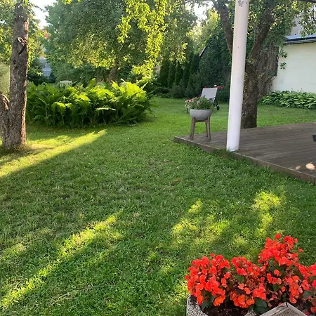 Solar - House With Private Garden 公寓 派尔努