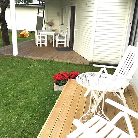 Apartamento Solar - House With Private Garden Pärnu