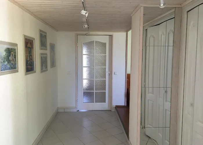 Solar - House With Private Garden 公寓