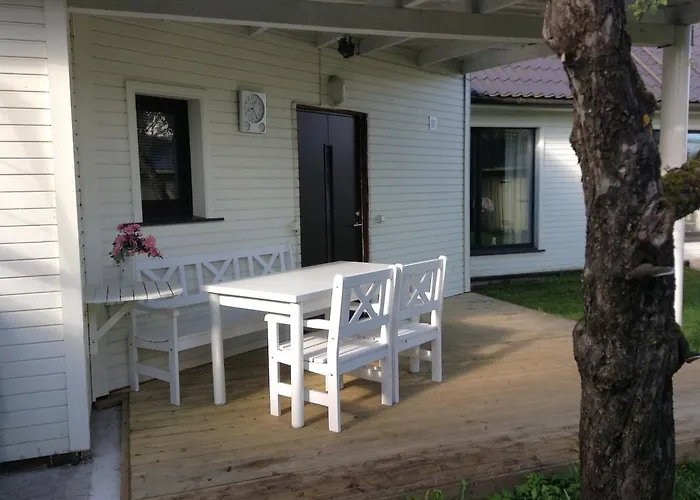 Solar - House With Private Garden